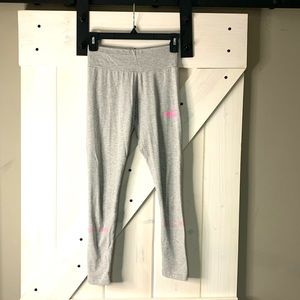 Women’s Puma Gray and Pink Stretchy Leggings High waisted Capri XS